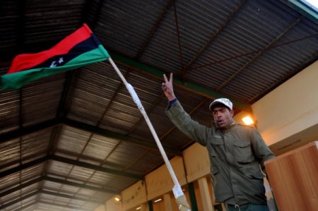 Libya’nın Doğusunda Kral İdris Bayrağı Dalgalanıyor