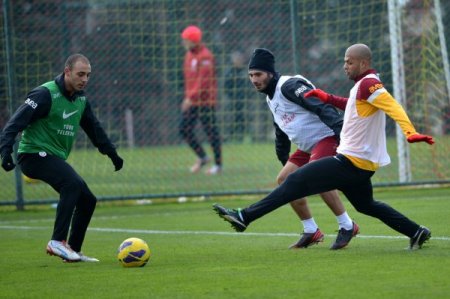 Lider Galatasaray, Bursaspor ile oynayacağı maçın hazırlıklarını sürdürdü