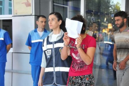 Liderliğini Bir Kadının Yaptığı Uyuşturucu Çetesi Çökertildi