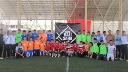 Liseler Arası Halı Saha Turnuvasının Şampiyonu İmkb