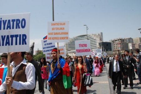 Liseli Tiyatrocular Kayseri'de Buluştu