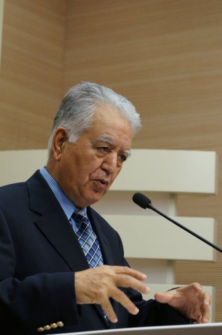 Loğoğlu: CHP, Suriye'de ne muhaleffetten ne de rejimden yana