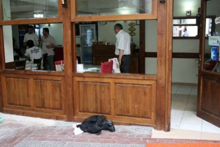 Lokantacıların Kavgasında İki Kişi Yaralandı