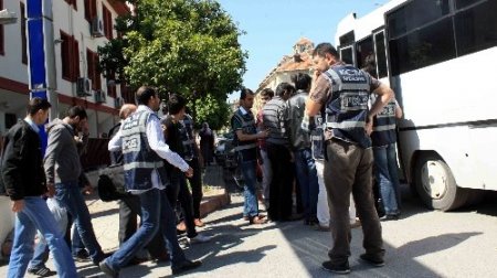 Lokum yerine su ihrac edip 4 milyon lira vurgun yapmışlar