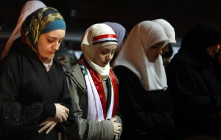 Lübnan Ve Ürdün’de Suriye Halkına Destek Gösterileri Düzenlendi