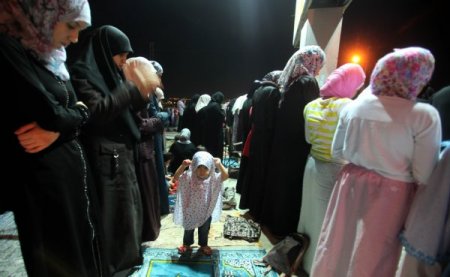 Lübnan Ve Ürdün’de Suriye Halkına Destek Gösterileri Düzenlendi