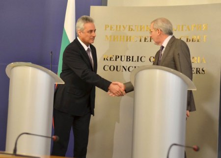 Lütvi Mestan, Başbakan Raykov ile görüştü