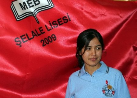 LYS'de TS-2 puanından Manavgat birincisi olan Partal tam altınla ödüllendirildi