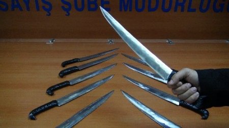 Maça 10 bıçakla gelmiş