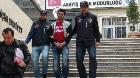 Maça 10 bıçakla gelmiş