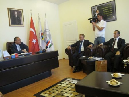 Macaristan, Kayserili Fahri Konsolos Arıyor