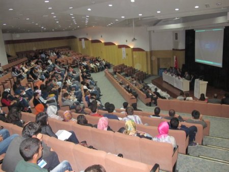 Macaristan Konsolos’u Konyalıları ülkesine yatırıma davet etti