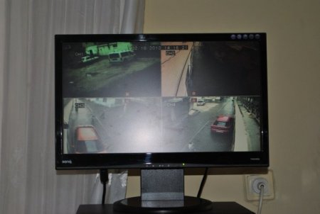 Madde bağımlıları ve hırsızlara karşı kamera ve pitbullu koruma