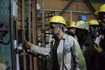 Maden işçilerinin 4 saat süren ocaktan çıkmama eylemi netice verdi