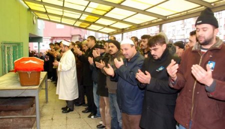 Maden İşcisi Dualarla Son Yolculuğuna Uğurlandı