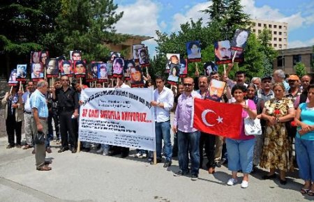 Madımak Olaylarında Yaşamını Yitirenler Eskişehir'de Anıldı