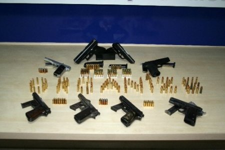 Maganda aranırken silah kaçakçılığı şebekesi ortaya çıkarıldı