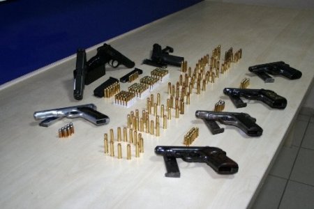 Maganda aranırken silah kaçakçılığı şebekesi ortaya çıkarıldı