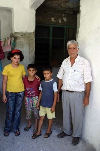 Mağdur Aile Yardım Eli Bekliyor