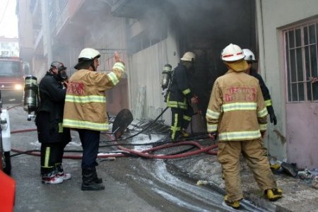 Mahalleyi saran dumanlar büyük korkuya sebep oldu