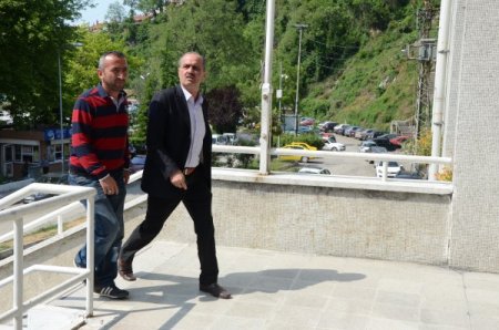 Mahkeme Kararına Rağmen Eşini Darp Eden Kocaya 3 Gün Zorlama Hapis