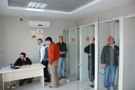 Mahkumlar Yakınlarıyla Görüntülü Telefonla Görüşecek