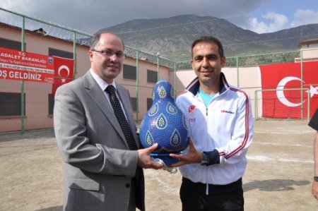 Mahkumların Futbol Maçını, Kuddusi Müftüoğlu Yönetti
