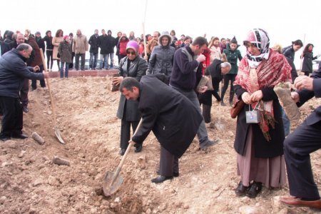 MAKÜ, kadınlar için bin fidan dikti