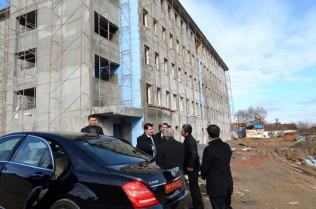 Malatya Valisi Şahin okulları inceledi