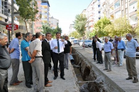 Malatya’da İsmetpaşa Caddesi'nde altyapı yenileniyor