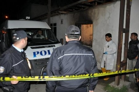 Malatya'da yanan evde bir kadın hayatını kaybetti
