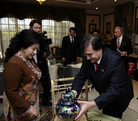 Malezya Başbakanı Razak, Türk İşadamlarını Evinde Ağırladı