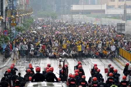 Malezya'da Muhalefet Lideri De Dahil 1400 Kişi Tutuklandı