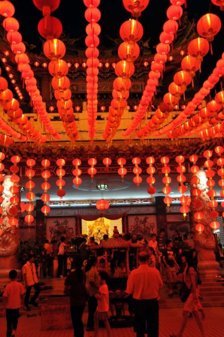 Malezyalı Çinliler 'yeni Yılı' Kutluyor