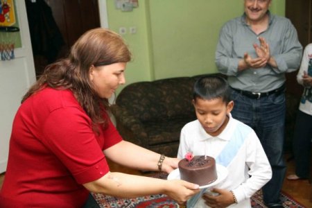 Malezyalı Muhammed’e Sürpriz Doğum Günü Kutlaması