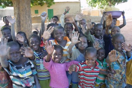 Mali'de çatışma bölgelerine giden yolda hayat normal devam ediyor (Özel)