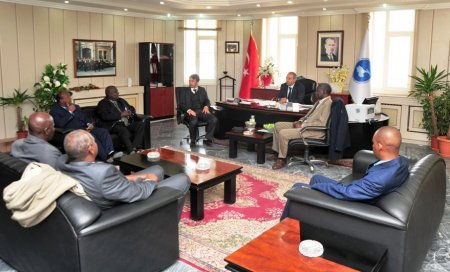 Malili akademisyenler, Van'da