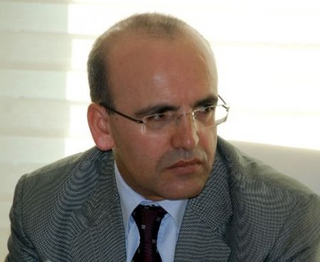 Maliye Bakanı Mehmet Şimşek: Türkiye'de Krizin Faturası Yok