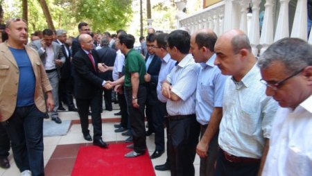 Maliye Bakanı Şimşek Batmanlılarla Bayramlaştı