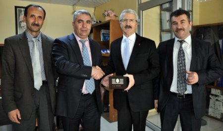 Malmüdürü Gündüz, Midyatlı vergi rekortmenlerini ziyaret etti