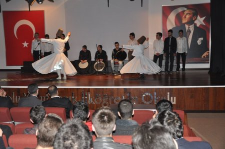 Maltepe ve Fem dershaneleri öğrencileri için motivasyon programı düzenledi