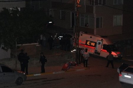Maltepe’de emekli polis, sevgilisi ile 4 yaşındaki çocuğu rehin aldı
