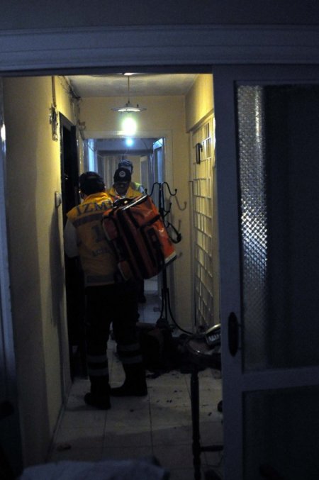 Malülen emekli pilot üsteğmen yangında öldü