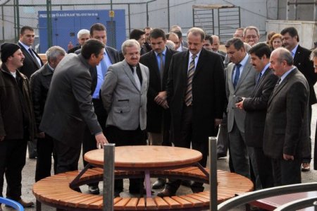 Mamak Belediyesi park ekipmanlarını kendisi üretiyor