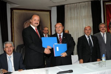 Mamak Belediyesi'nden Memurlarının Aylıklarına 300 Lira Zam