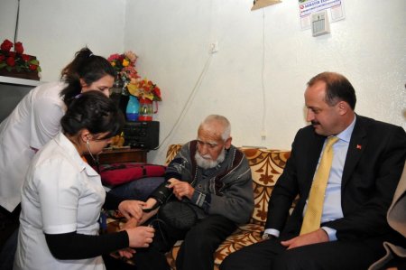 Mamak’ta evde sağlık hizmeti