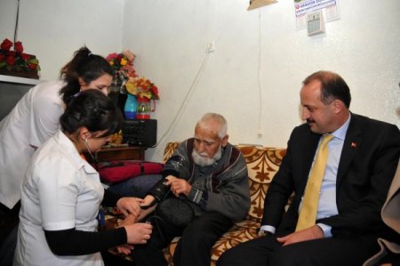 Mamak'ta geçen yıl 7 bin vatandaşa evde bakım hizmeti ulaştı