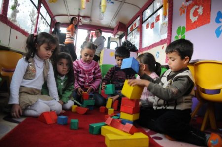 Mamak’ta gezici anaokulu hizmet vermeye başladı