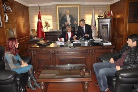 Manavgat Belediye Başkanı Sözen, Makamında Nikah Kıydı