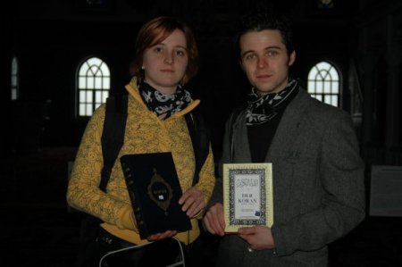 Manavgat Külliye Camii'ne Gelen Turistler Duygularını Kağıda Dökecek